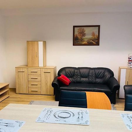 Apartman Solax, Ucnovska 8, Kosice Saca Exteriör bild